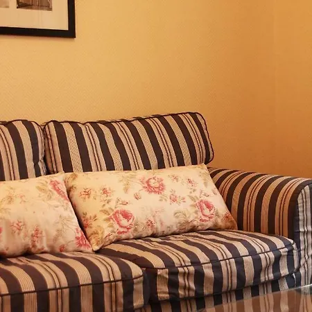 Gemuetlich Und Zentral In 게스트하우스 3*